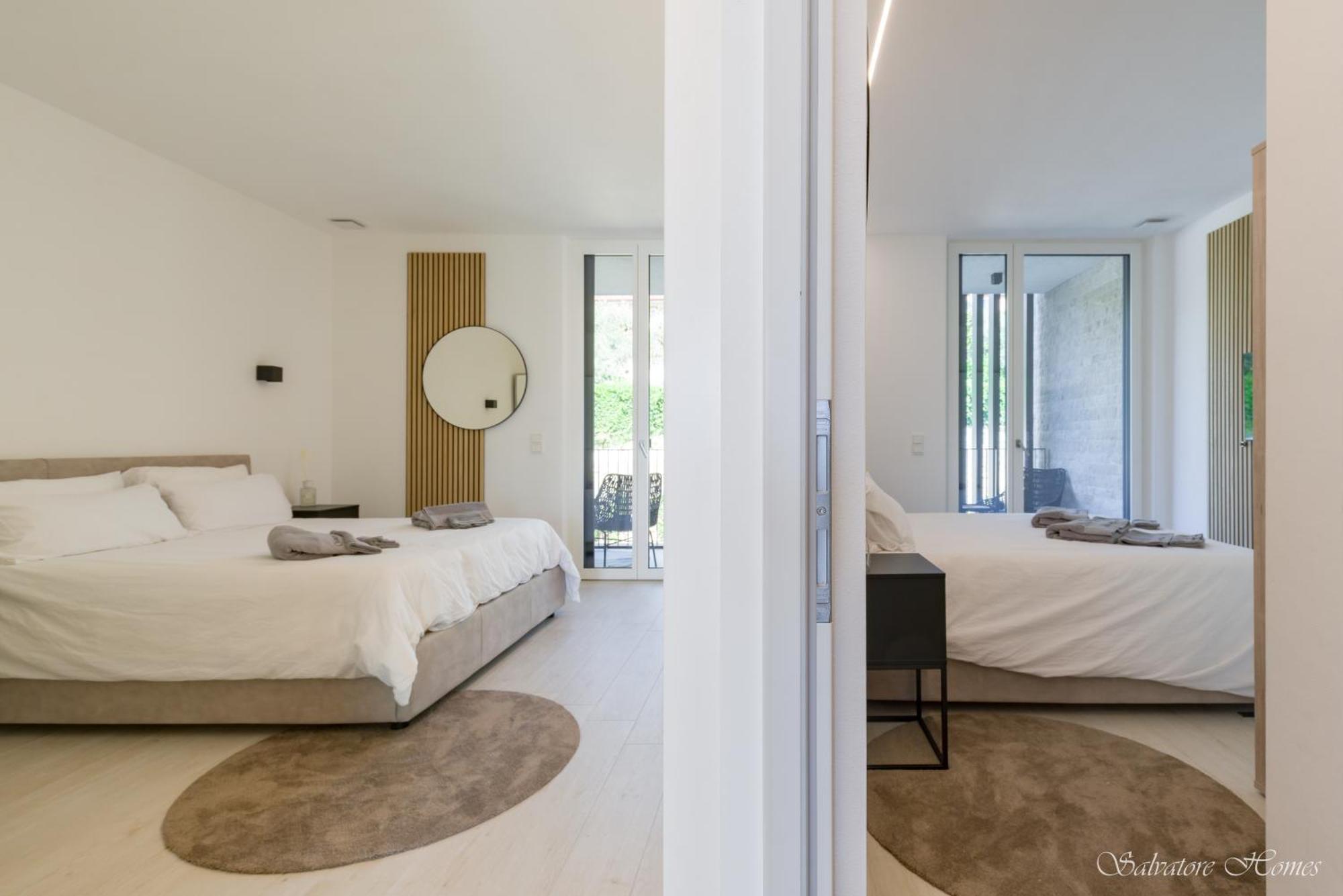 Salvatorehomes - Luxurious Dreamview Waterfront Apartment In Torri Del Benaco With Pool - Casa Azura - A 5 Star Luxury Collection At Lake Garda Екстер'єр фото